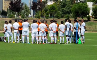 Vitória em jogo de treino
