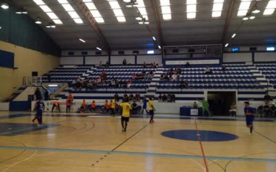 Derrota caseira compromete Play-off