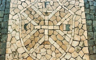 Informação sobre a requalificação da Praça do Império