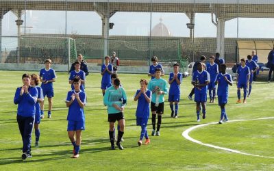 Sub-15 surpreendidos a 5 minutos do fim