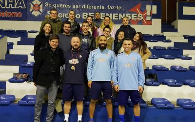 Alunos de Motricidade Humana no treino da equipa sénior
