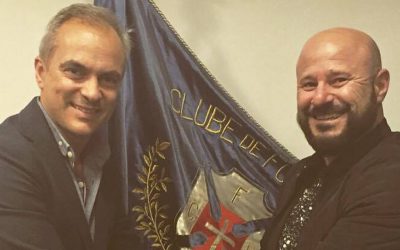 Carlos Teixeira renova até 2018