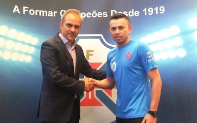 Jander continua de Azul para 2017/18