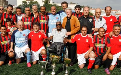 Veteranos em homenagem a Vicente Lucas