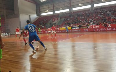 Resultado ao intervalo dita derrota pesada