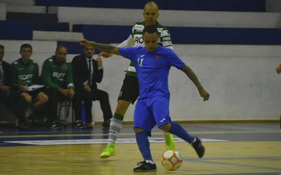 Azuis em bom plano não evitam derrota em derby antecipado