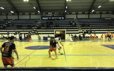 Unidos Pinheirense surpreende no Restelo