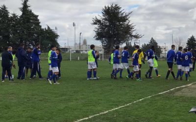Sub-15 vencem em Oeiras e consolidam posição de relevo na tabela