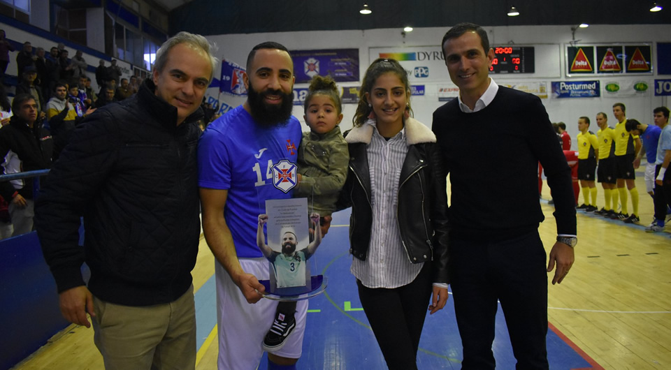 Futsal | CFB - Aves | Homenagem a Tunha