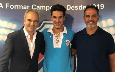Francisco Sénica mantém-se ao serviço do futebol do Belenenses