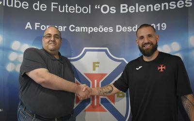 Guarda-redes Marcão regressa ao Restelo para mais duas épocas