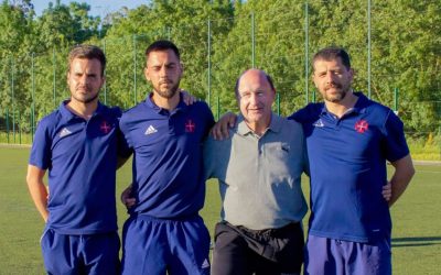 Técnicos do Belenenses em acção de formação com Juan Vilà