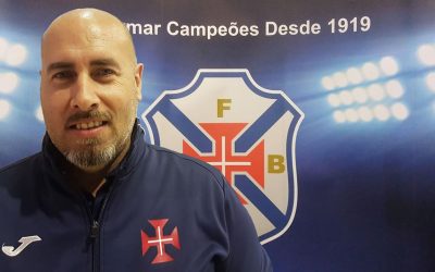 Filipe Carneiro no comando técnico da equipa feminina de futsal