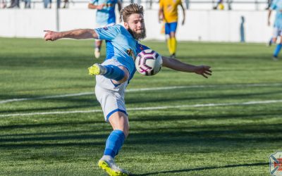 Central Alex Figueiredo renova e é opção para 2020/21