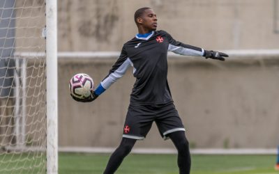 Bernardo Lopes volta a ser opção para fechar a baliza do Belenenses