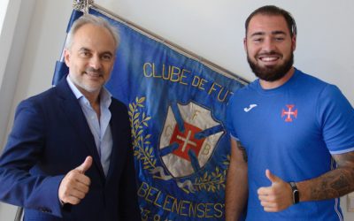 Tomás Foles volta a ser opção para a baliza do Belenenses