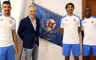 Ex-juniores integrados nos trabalhos de pré-época