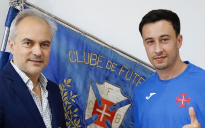 Médio Ofensivo Miguel Oliveira mais uma época de Cruz ao peito