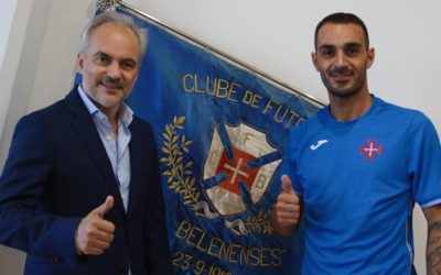 Rui Pereira chega do Alverca para reforçar meio campo dos azuis