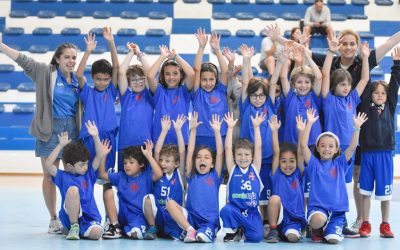 Minibásquete em destaque em dia de encerramento de época