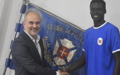 Internacional sub-23 guineense Ansu chega a acordo com o Belenenses