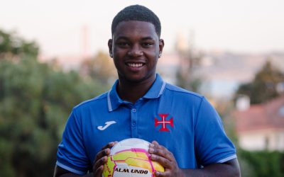 Eric Barros é mais uma opção na baliza do Belenenses