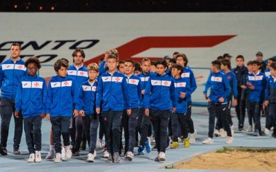 Equipa Sub-13 de futebol recebe da AFL a Taça de Campeão Distrital