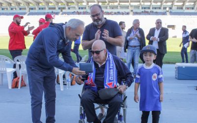 Agostinho Lucas homenageado por mais de 20 anos de dedicação