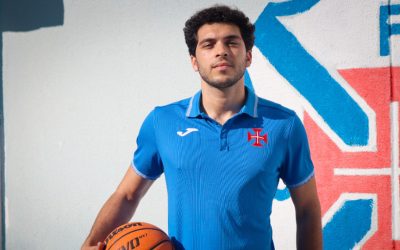 Bernardo Esteves mantém-se no comando técnico do basket azul