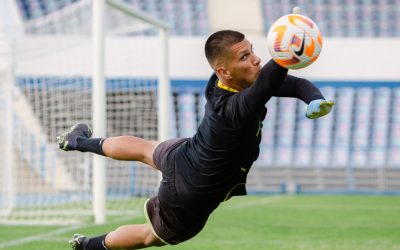 Daniel Azevedo volta a ser opção para a baliza do Belenenses