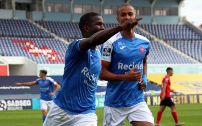 Três importantes pontos e subida na tabela