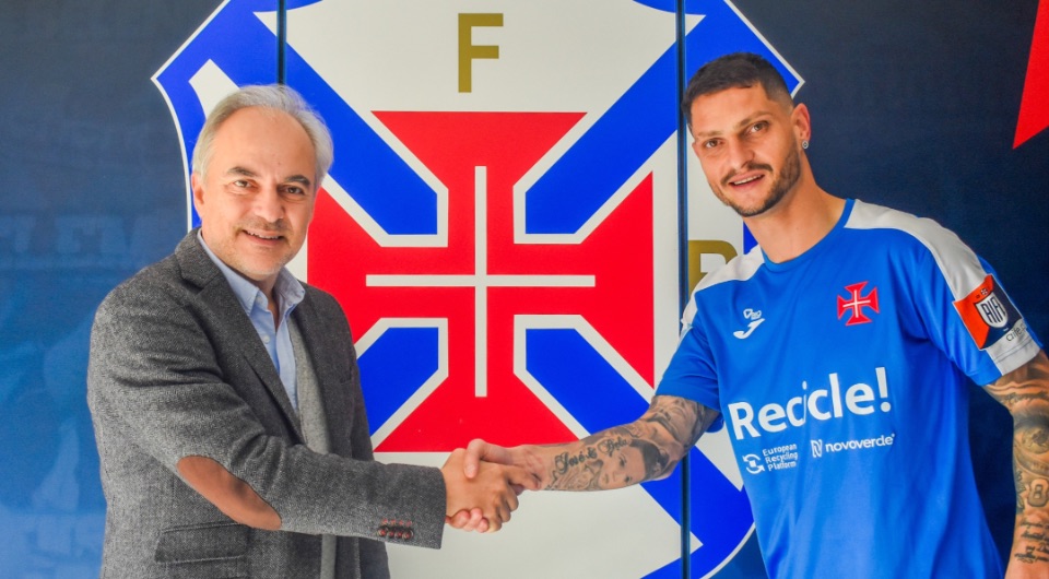 58BD7E4B-C006-424F-93F5-A026A7A1C944