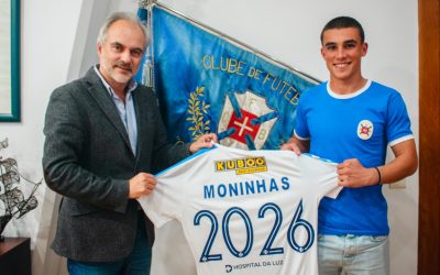 Moninhas renova até 2026 e segue para Aveiro