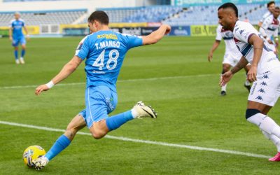 Torreense triunfa no Restelo