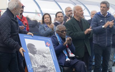 Vicente Lucas homenageado no Restelo