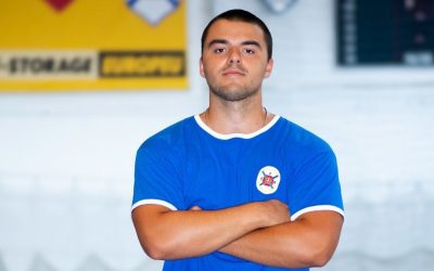 Tiago Alves reforça a baliza do andebol azul