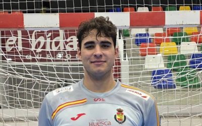 Aldo Pagliotta em acção nos dois triunfos da seleção espanhola júnior de andebol