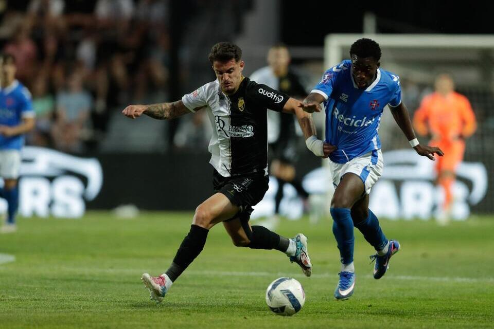 futebol-playoff-farense-belenenses